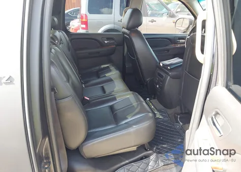 2010 Chevrolet Avalanche 1500 Lt1 from USA, damaged, VIN 3GNVKFE0XAG164422